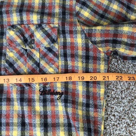 Billabong Plaid Flannel Button Up M - Picture 7 of 9